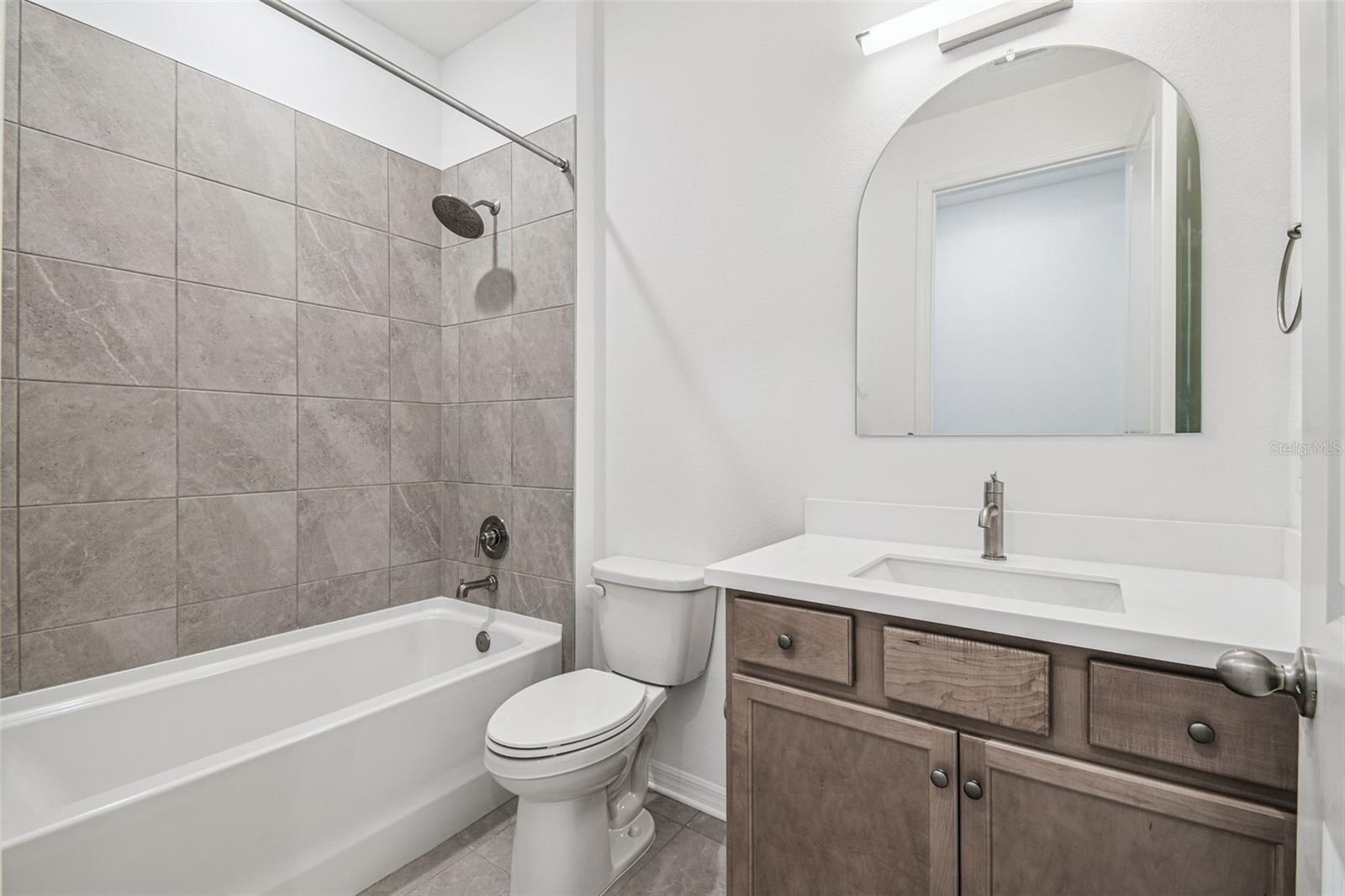 Image 63 of 90 For 260 Hillshire Place