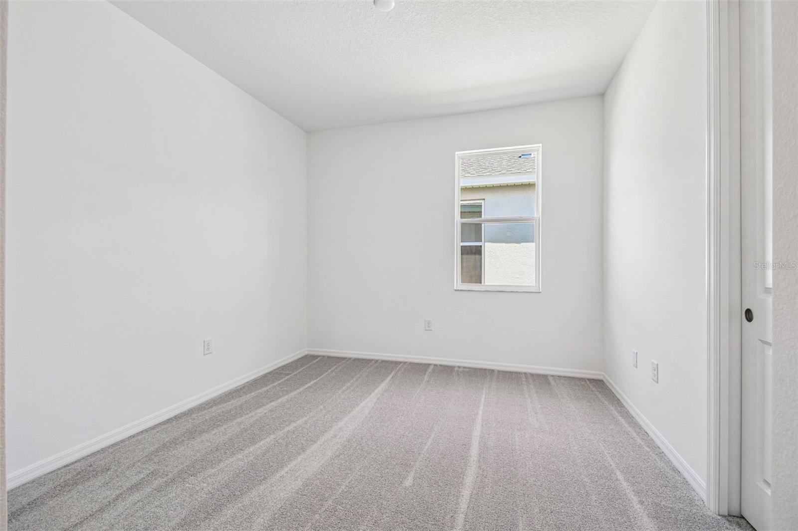 Image 64 of 90 For 260 Hillshire Place