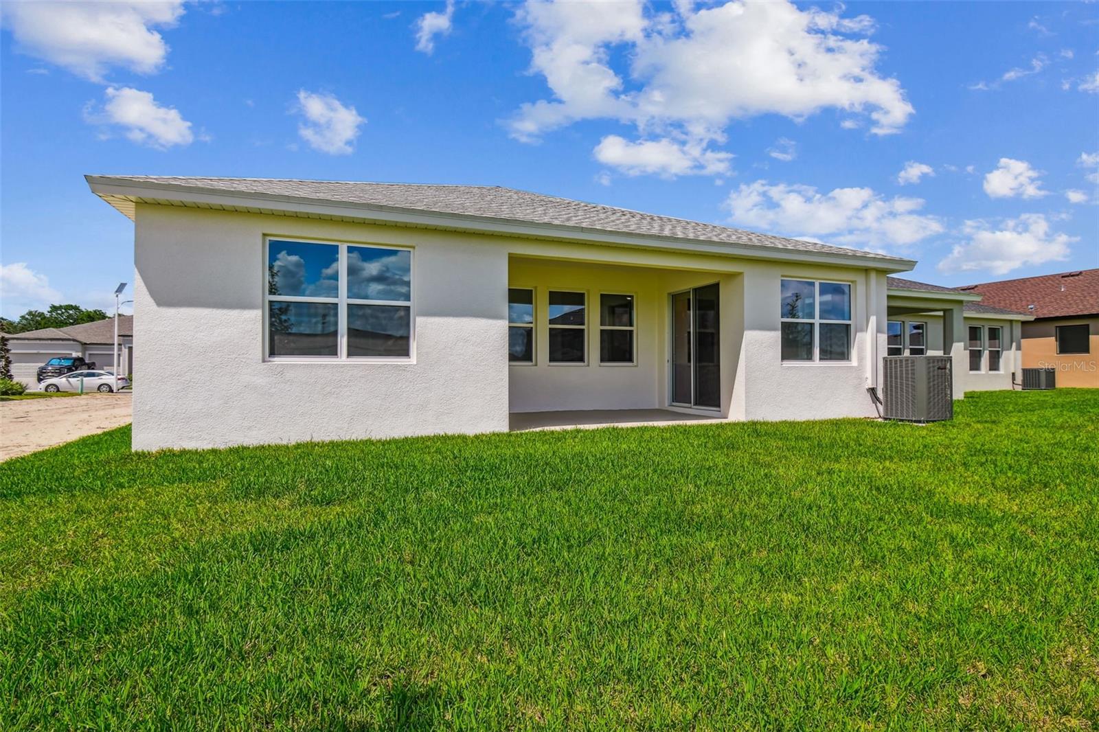 Image 69 of 90 For 260 Hillshire Place
