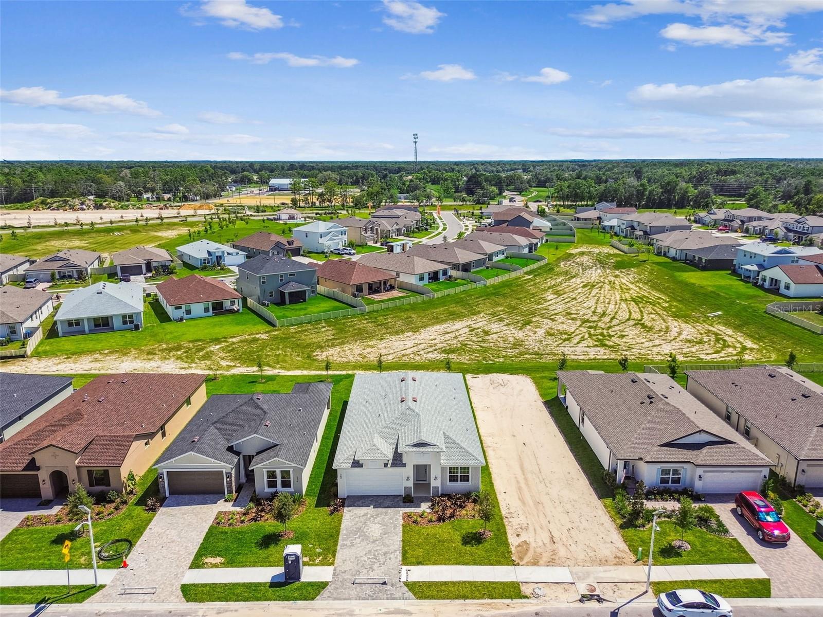 Image 85 of 90 For 260 Hillshire Place