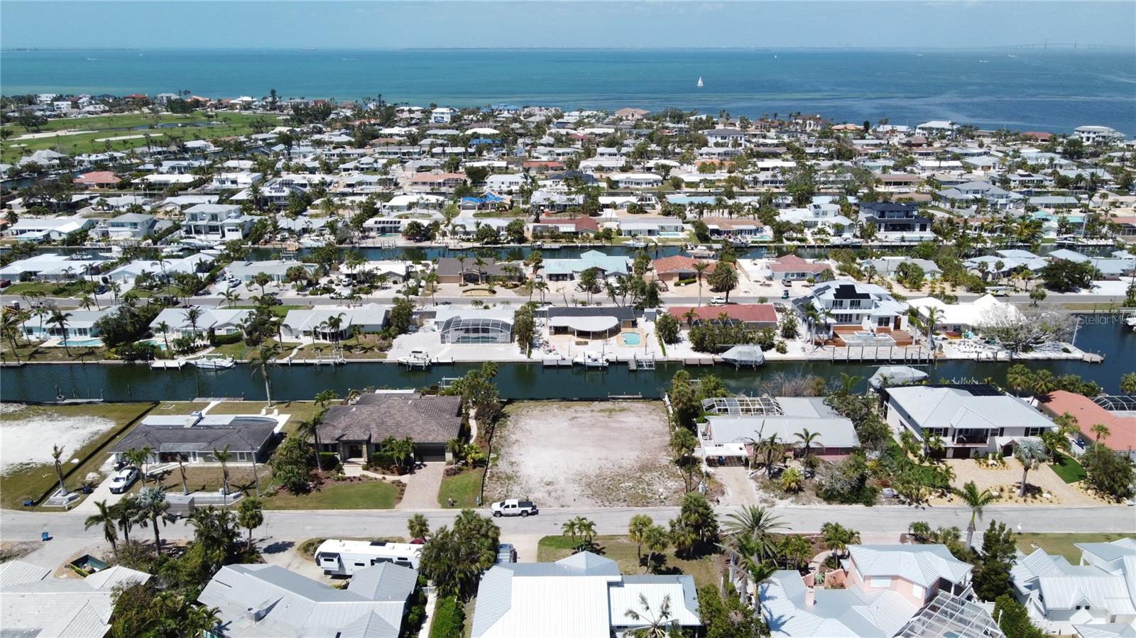 Image 9 of 18 For 609 Baronet Lane