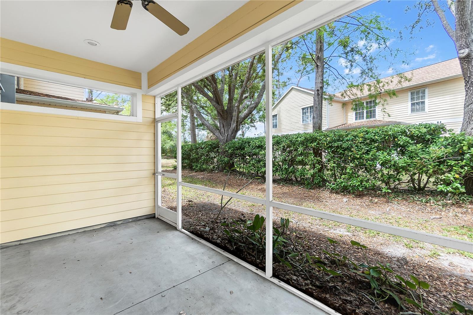 Image 16 of 42 For 6418 Rosefinch Court 103