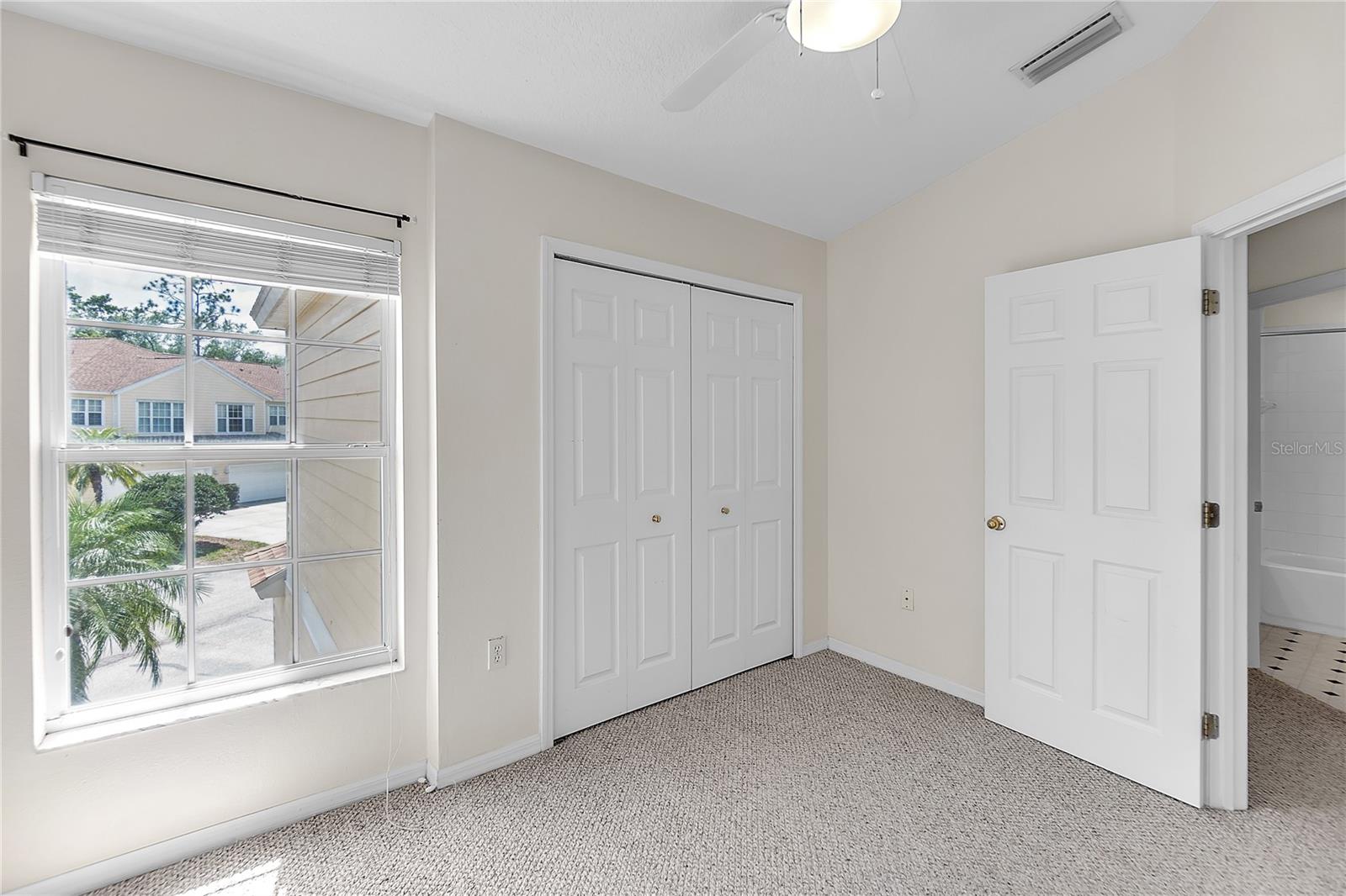 Image 22 of 42 For 6418 Rosefinch Court 103