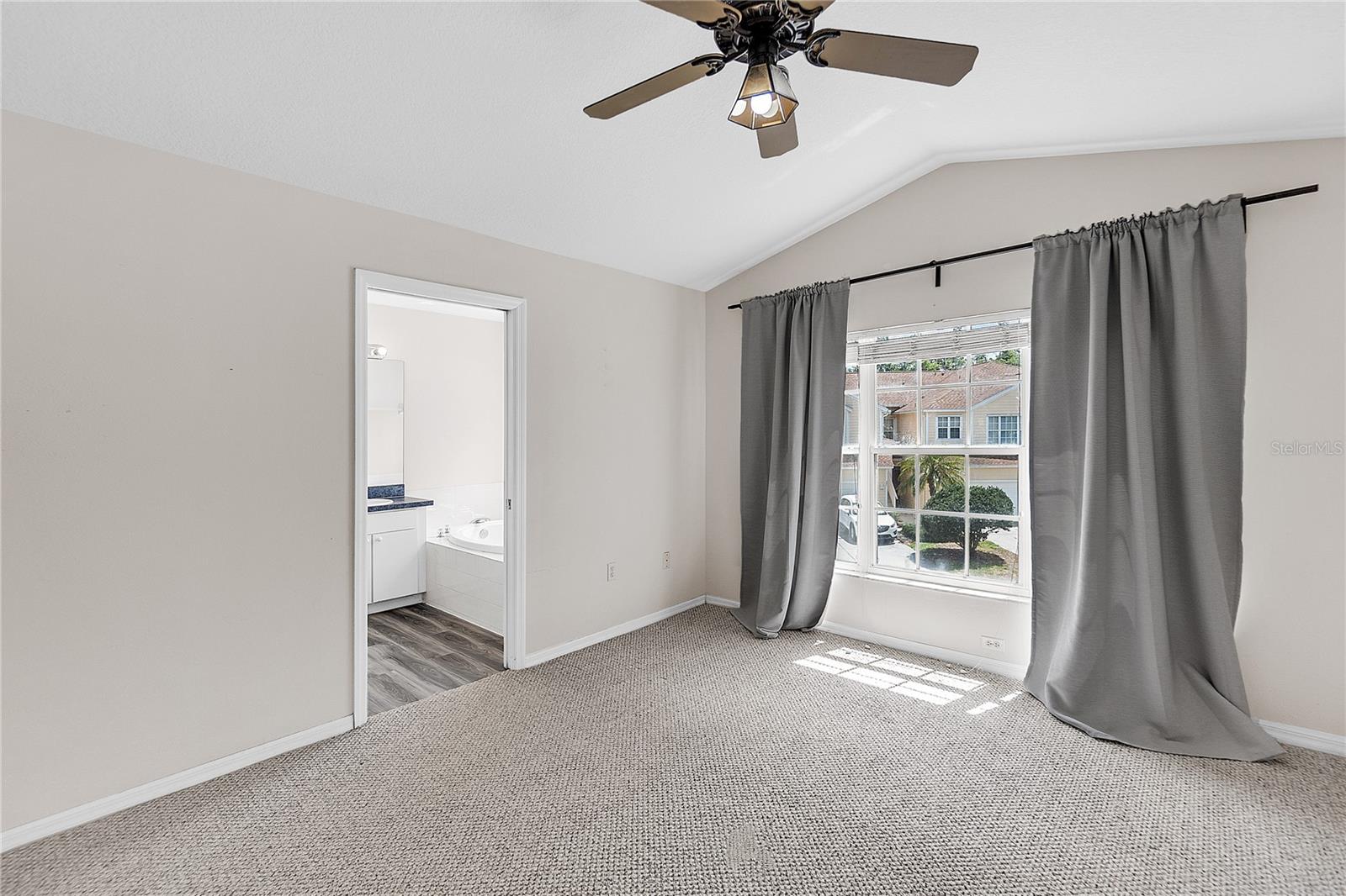 Image 29 of 42 For 6418 Rosefinch Court 103