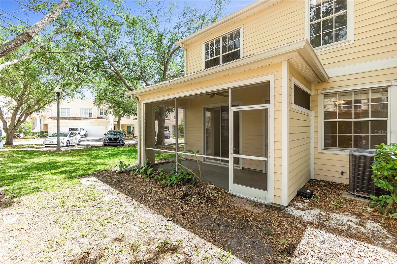 Image 4 of 42 For 6418 Rosefinch Court 103