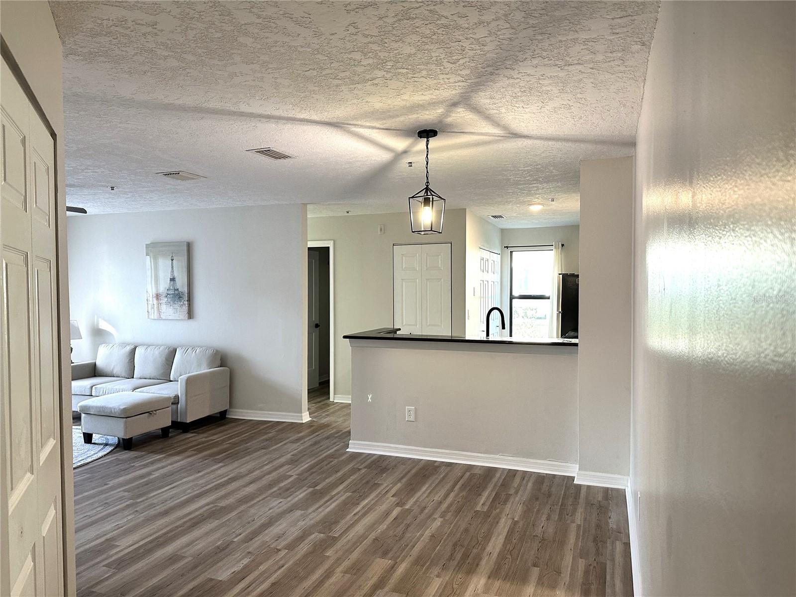 Image 5 of 26 For 4005 Crockers Lake Boulevard 11