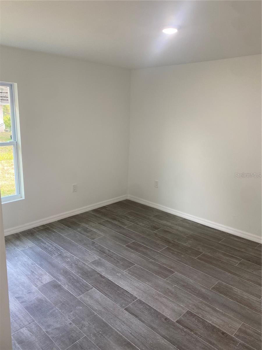 Image 14 of 17 For 2313 Allsup Terrace