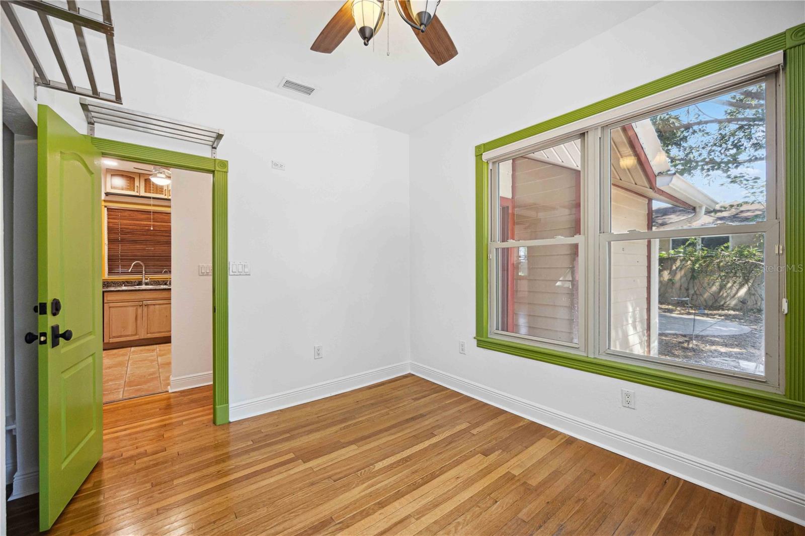 Image 26 of 75 For 1743 8th Street