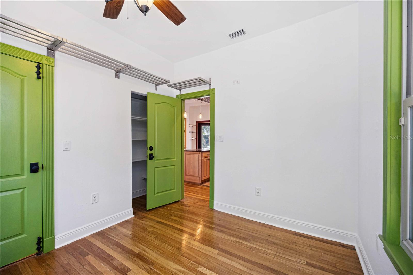 Image 27 of 75 For 1743 8th Street