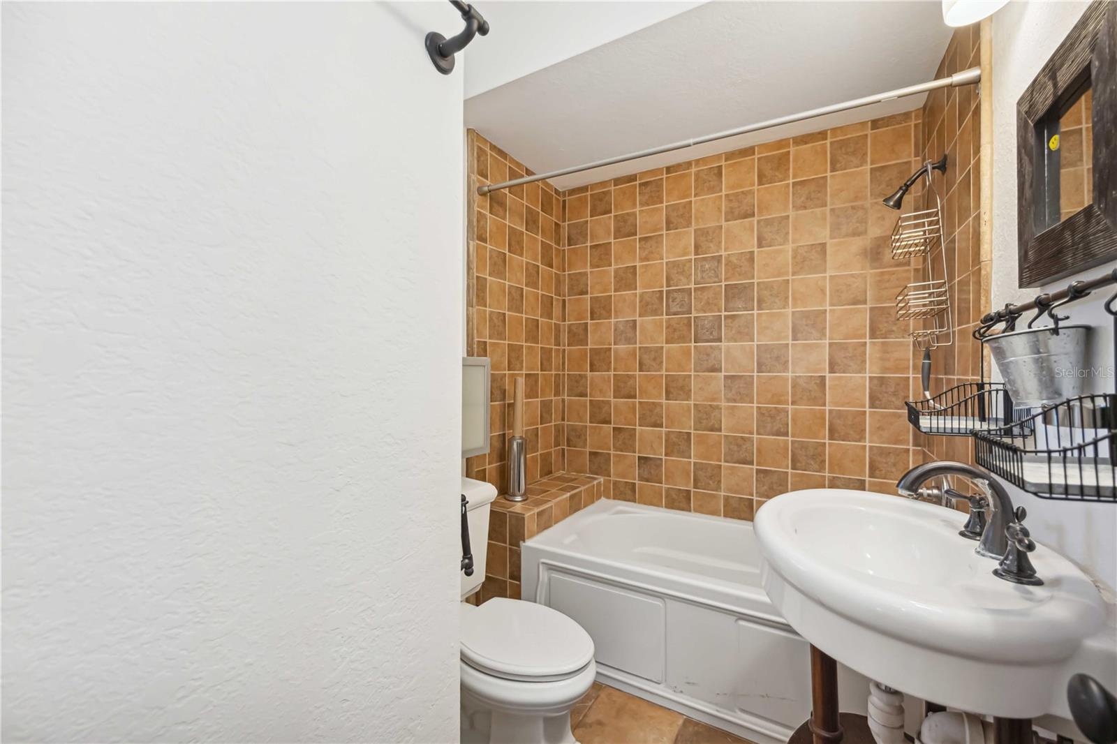 Image 33 of 75 For 1743 8th Street
