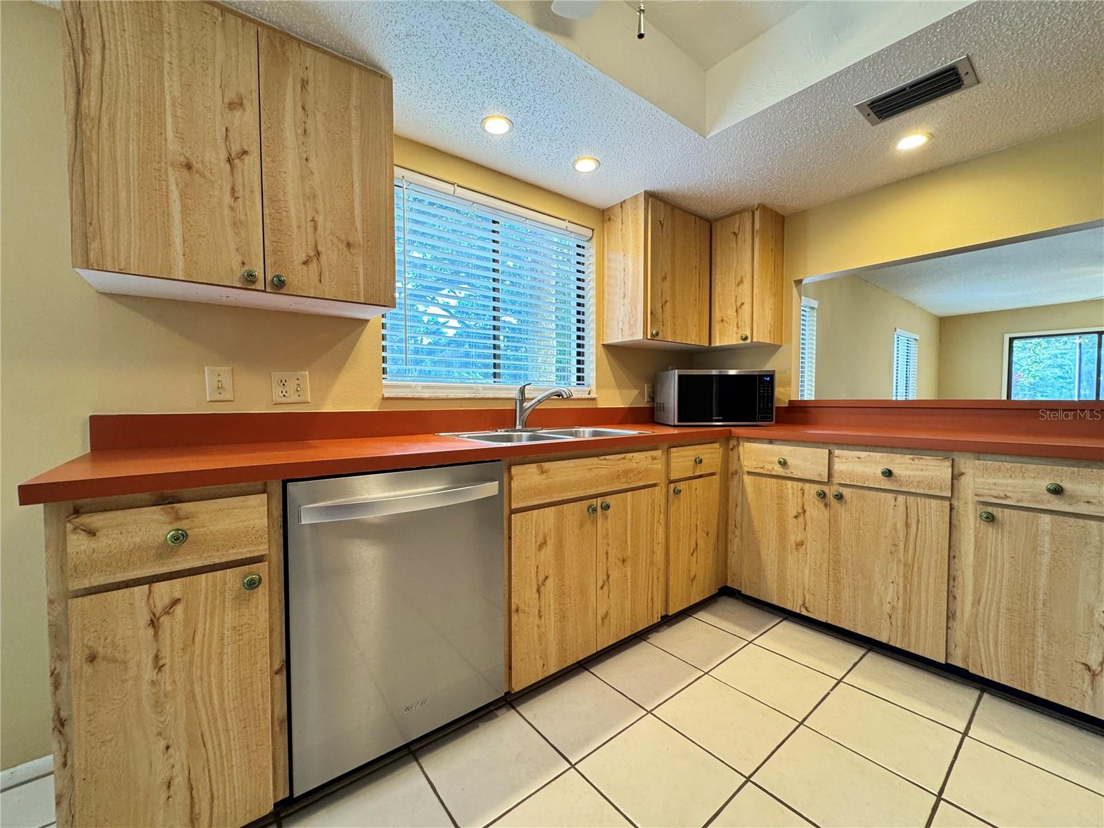 Image 6 of 34 For 6466 Seagull Drive 323
