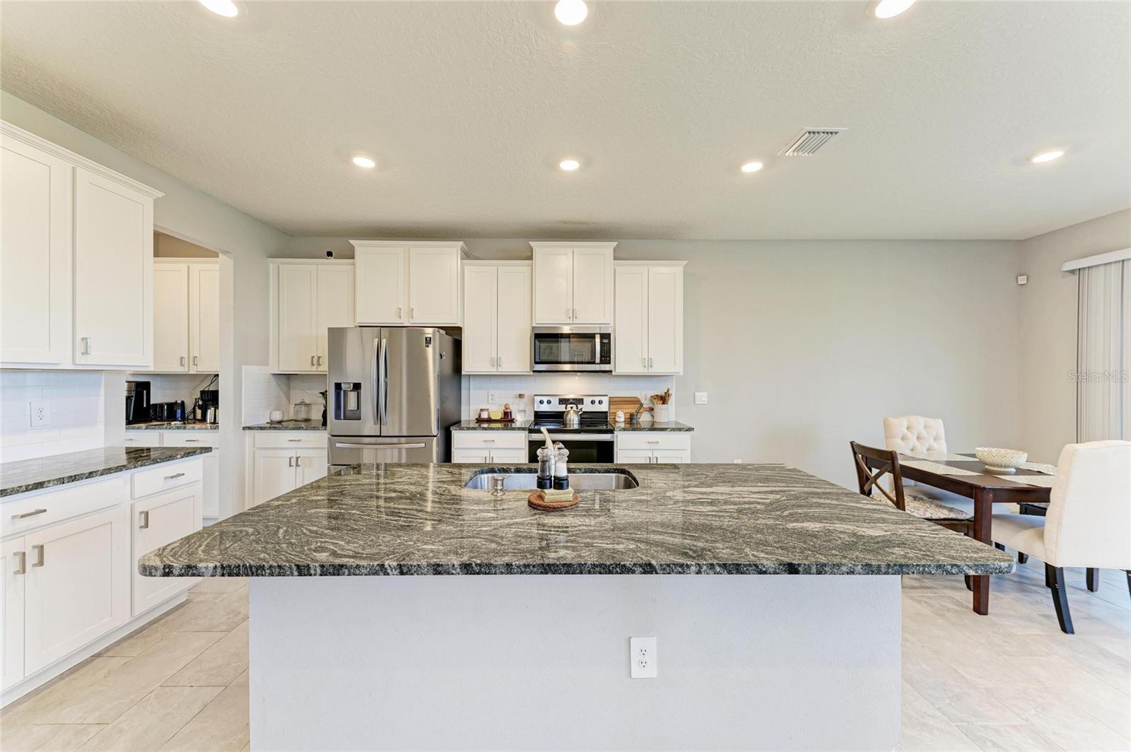 Image 10 of 56 For 17669 Cantarina Cove