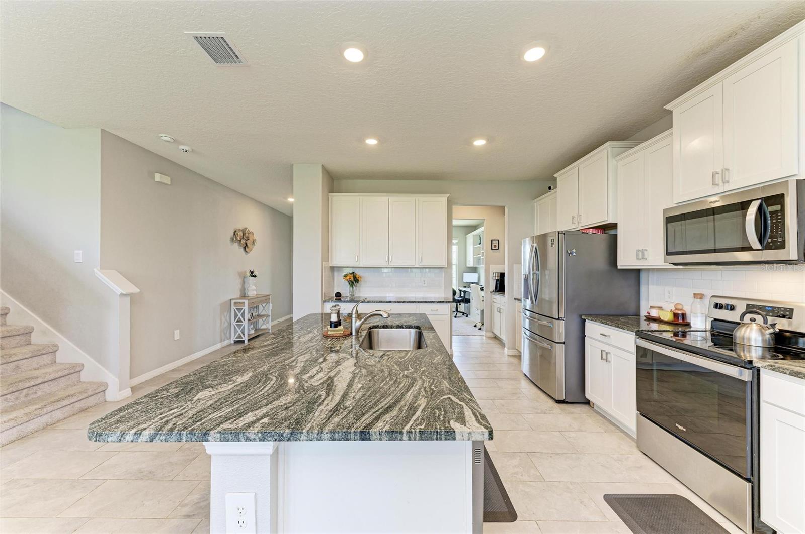 Image 12 of 56 For 17669 Cantarina Cove