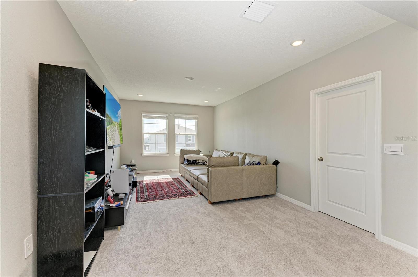 Image 27 of 56 For 17669 Cantarina Cove
