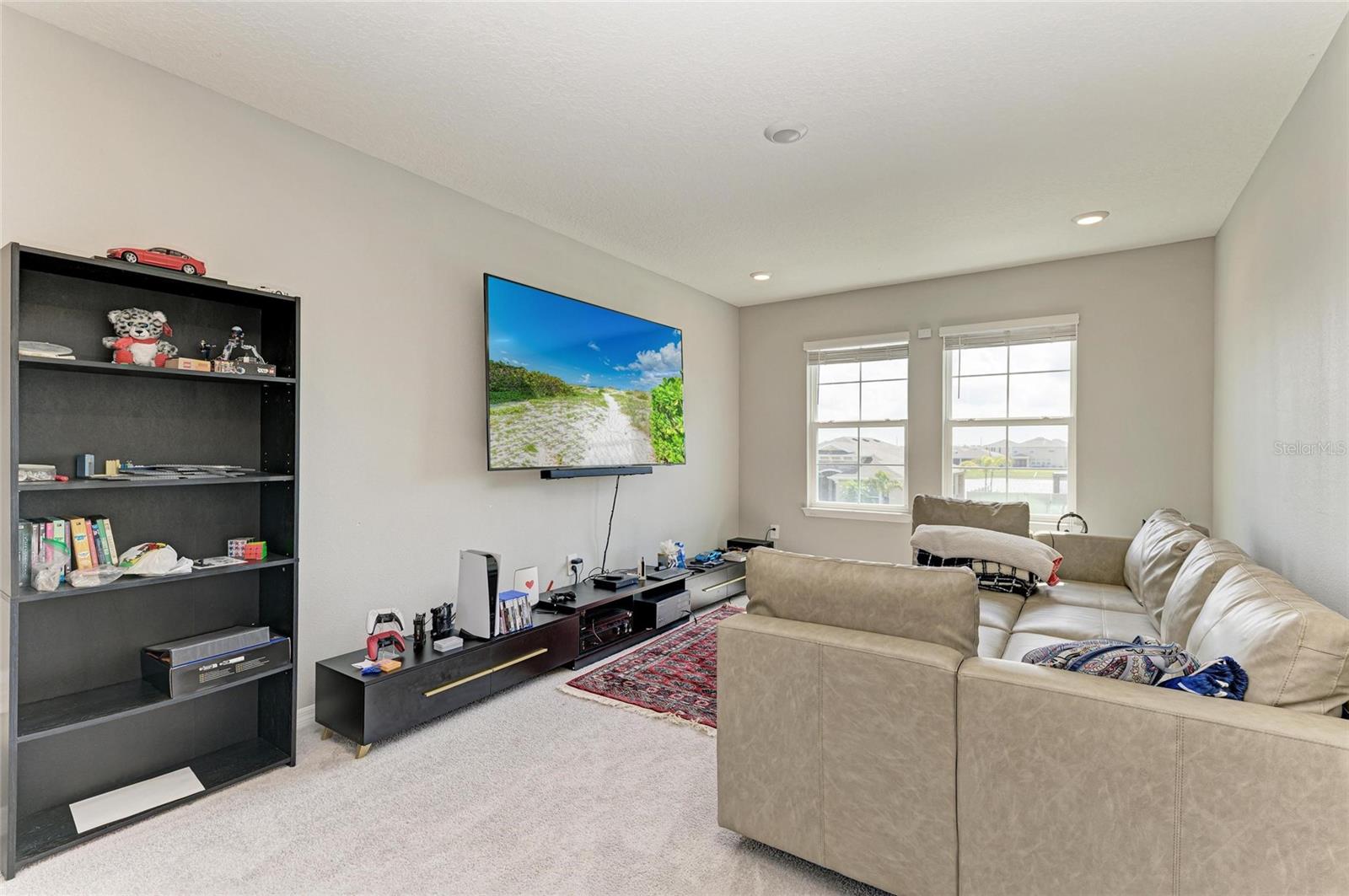 Image 28 of 56 For 17669 Cantarina Cove
