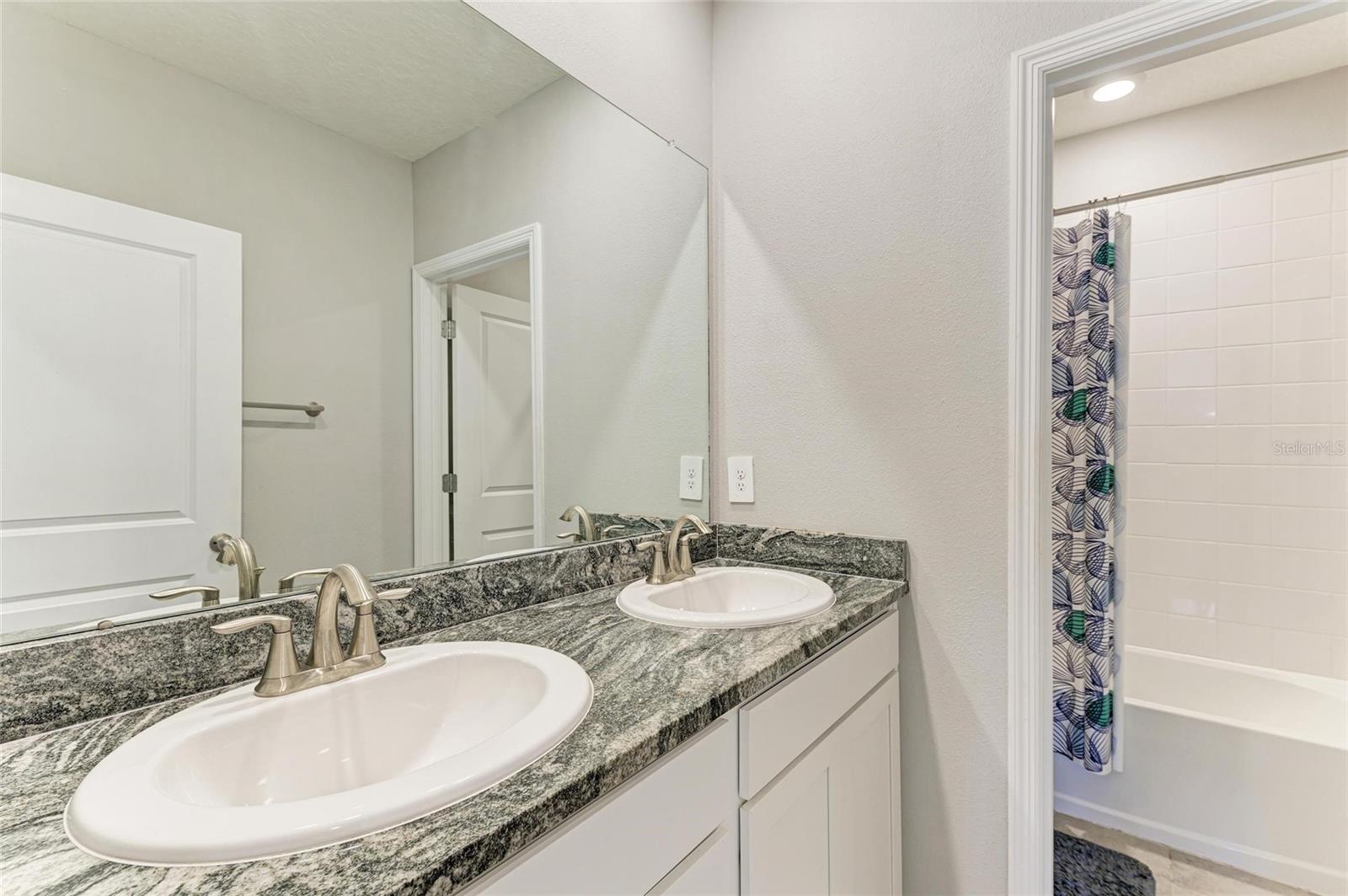 Image 36 of 56 For 17669 Cantarina Cove