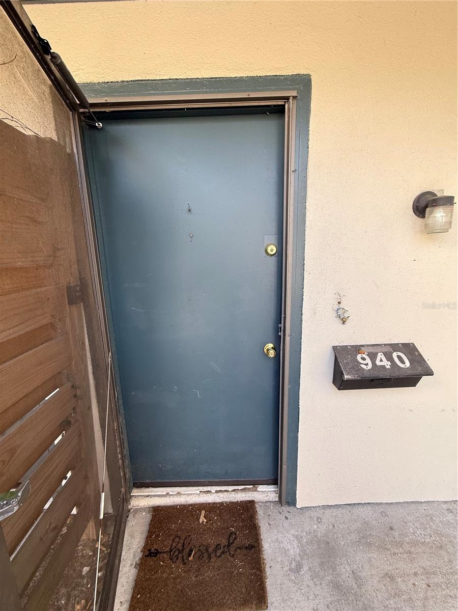 Image 2 of 18 For 940 Byron Court 17c