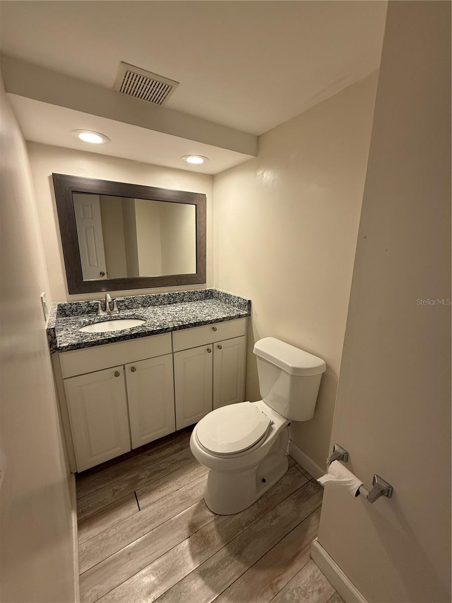 Image 7 of 18 For 940 Byron Court 17c