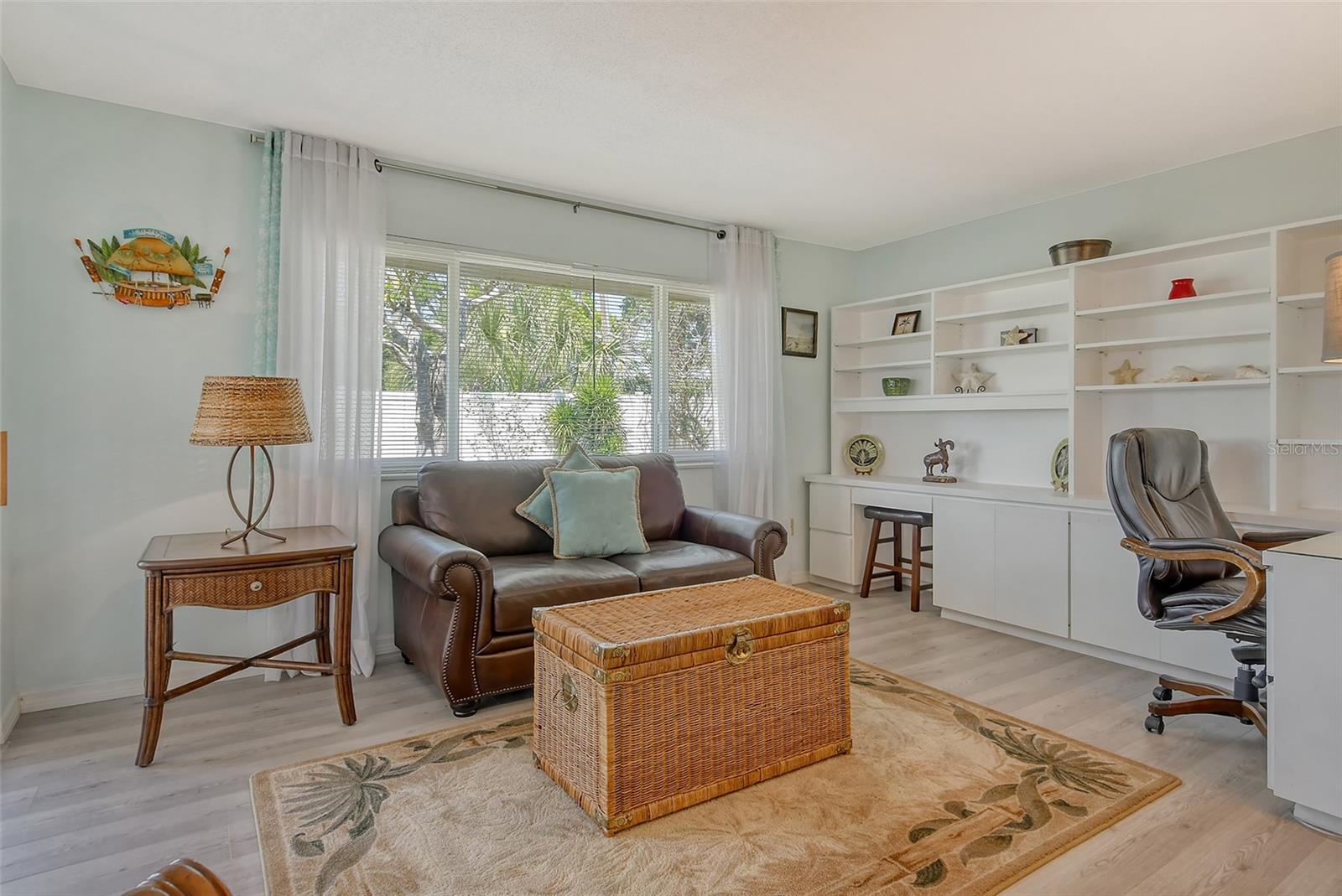 Image 12 of 55 For 2417 Riverbluff Parkway 235