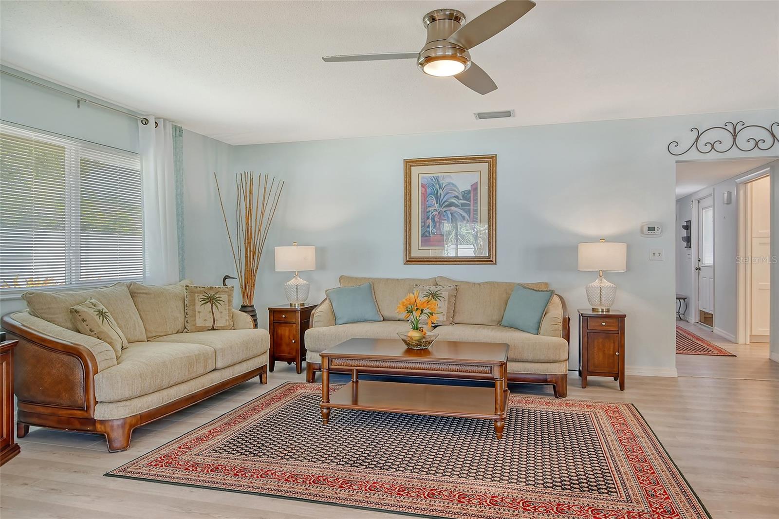 Image 9 of 55 For 2417 Riverbluff Parkway 235
