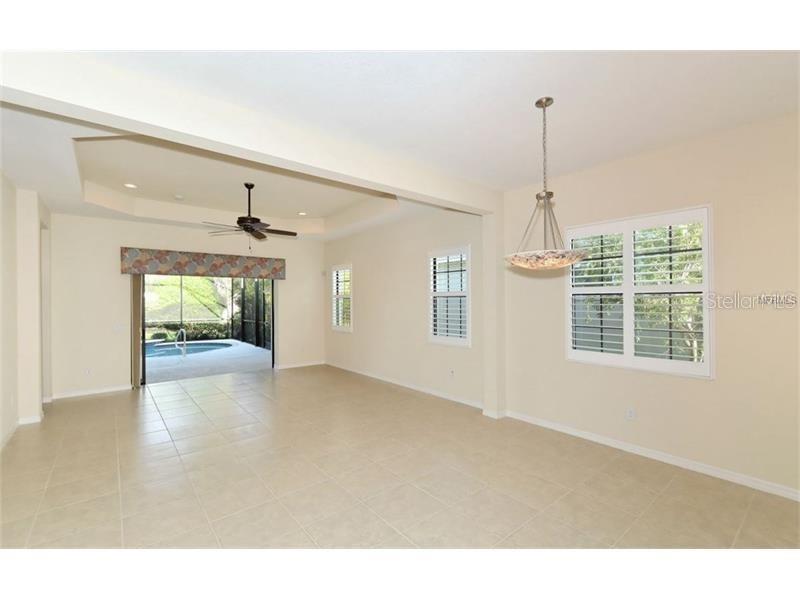 Image 14 of 46 For 7158 Westhill Court