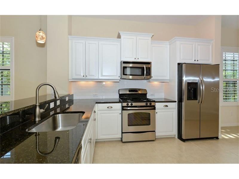 Image 17 of 46 For 7158 Westhill Court