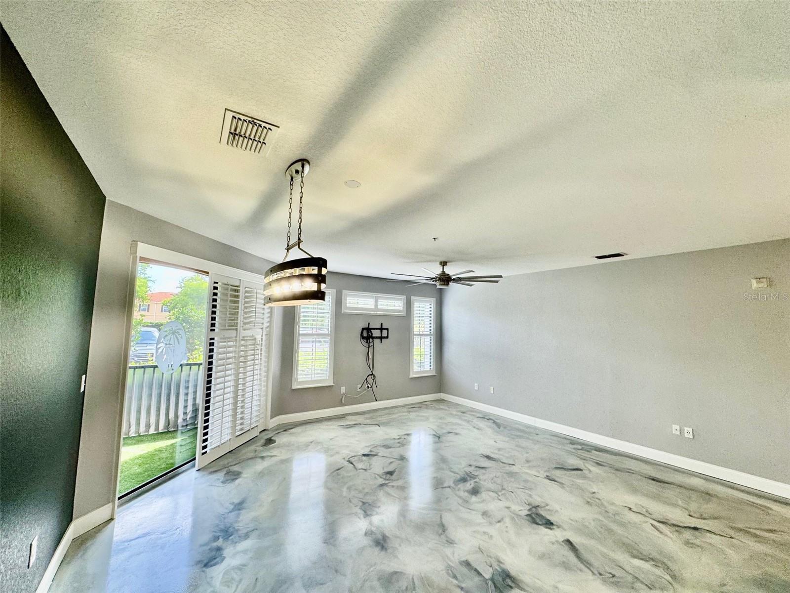 Image 7 of 26 For 8325 38th Street Circle E 107