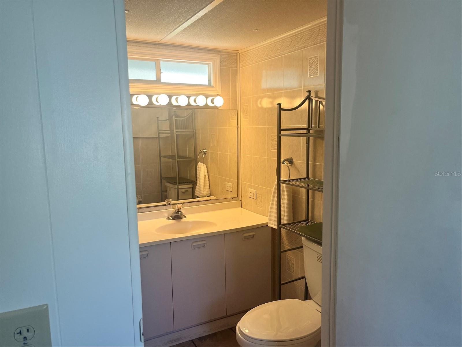 Image 18 of 22 For 5316 53rd Avenue E A36
