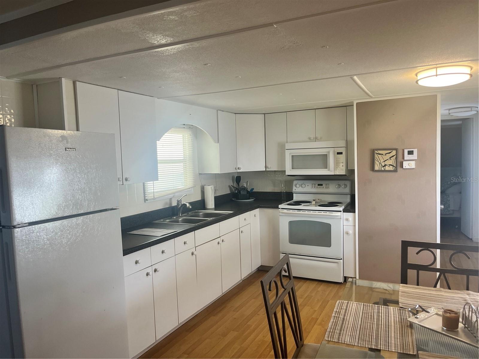 Image 4 of 22 For 5316 53rd Avenue E A36