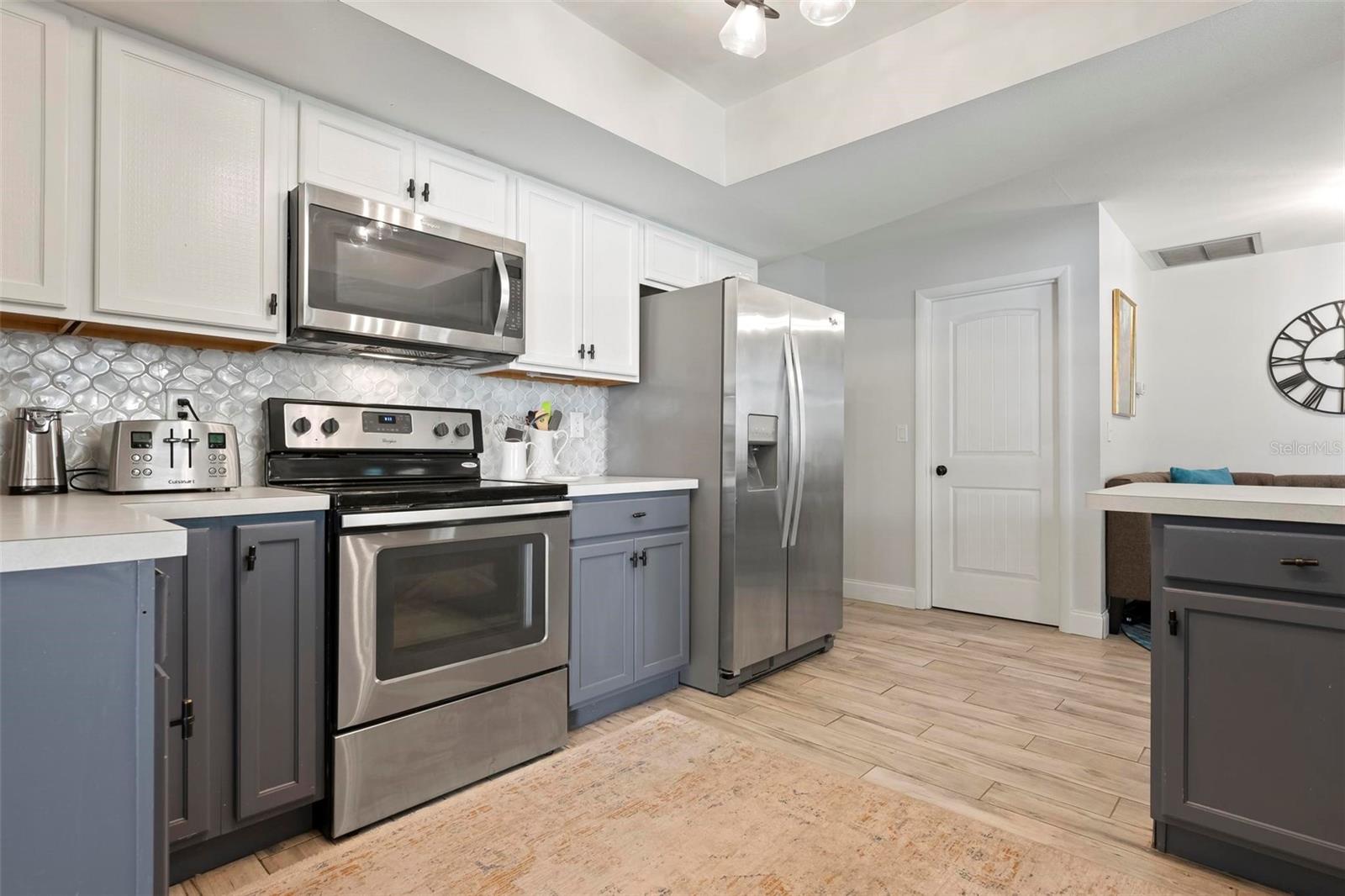Image 16 of 50 For 6604 23rd Avenue W