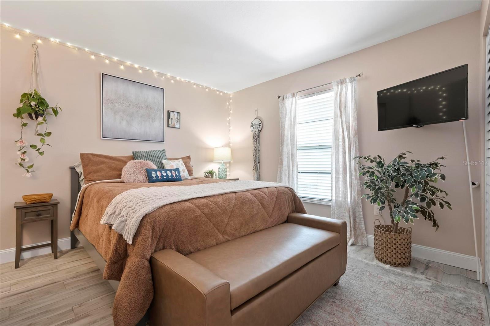 Image 31 of 50 For 6604 23rd Avenue W