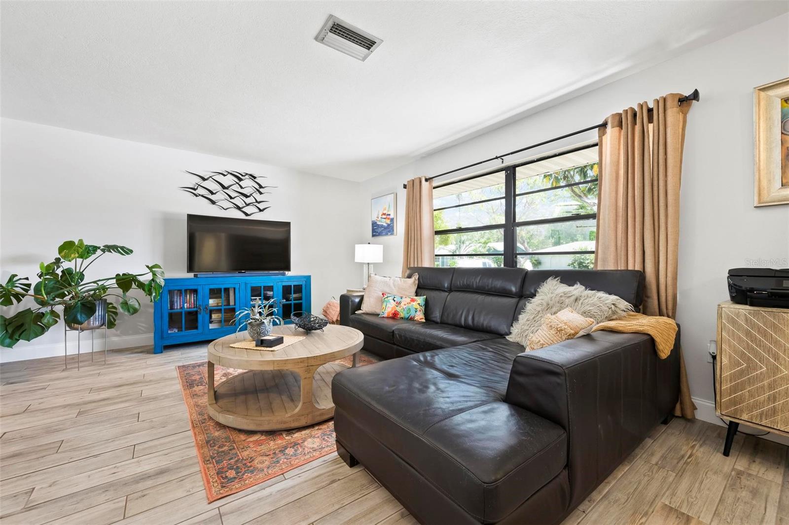 Image 7 of 50 For 6604 23rd Avenue W
