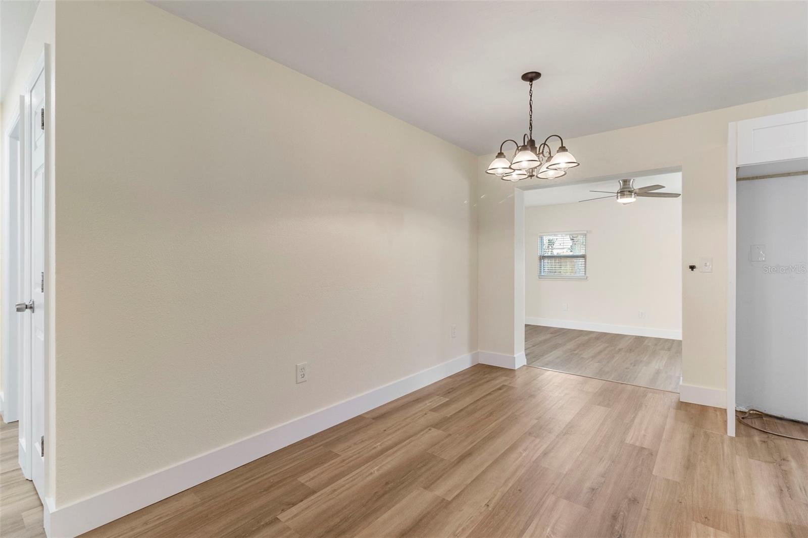 Image 10 of 37 For 4087 Vana Drive