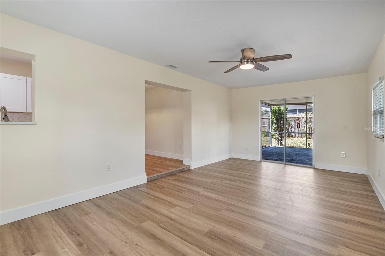 Image 15 of 37 For 4087 Vana Drive