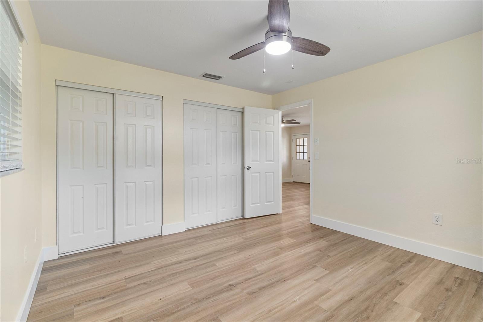 Image 28 of 37 For 4087 Vana Drive