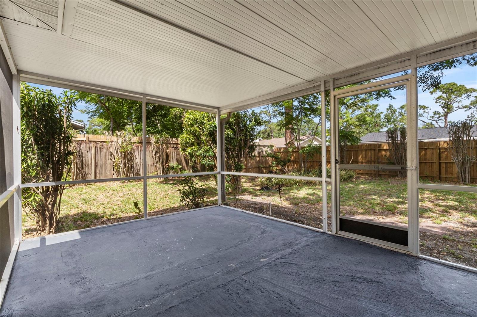 Image 30 of 37 For 4087 Vana Drive
