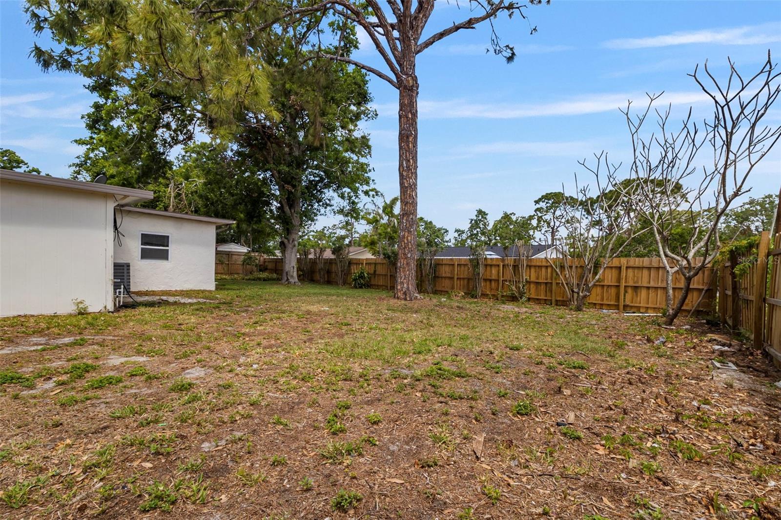 Image 35 of 37 For 4087 Vana Drive