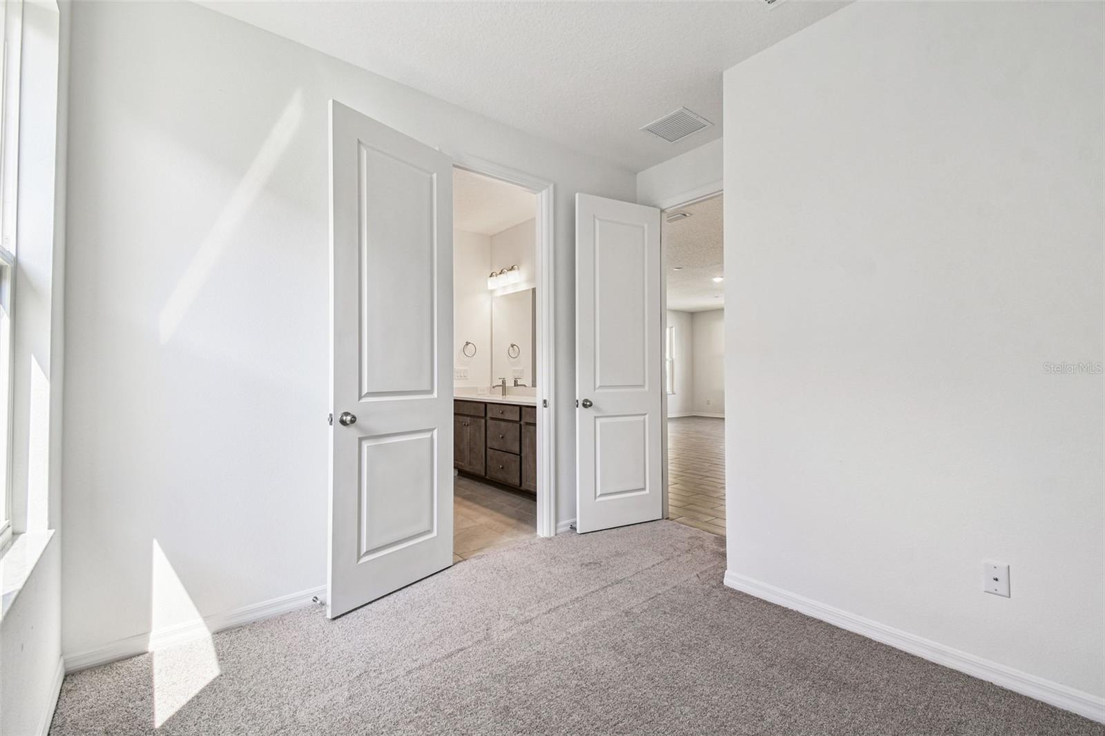 Image 34 of 71 For 19669 Fort King Run