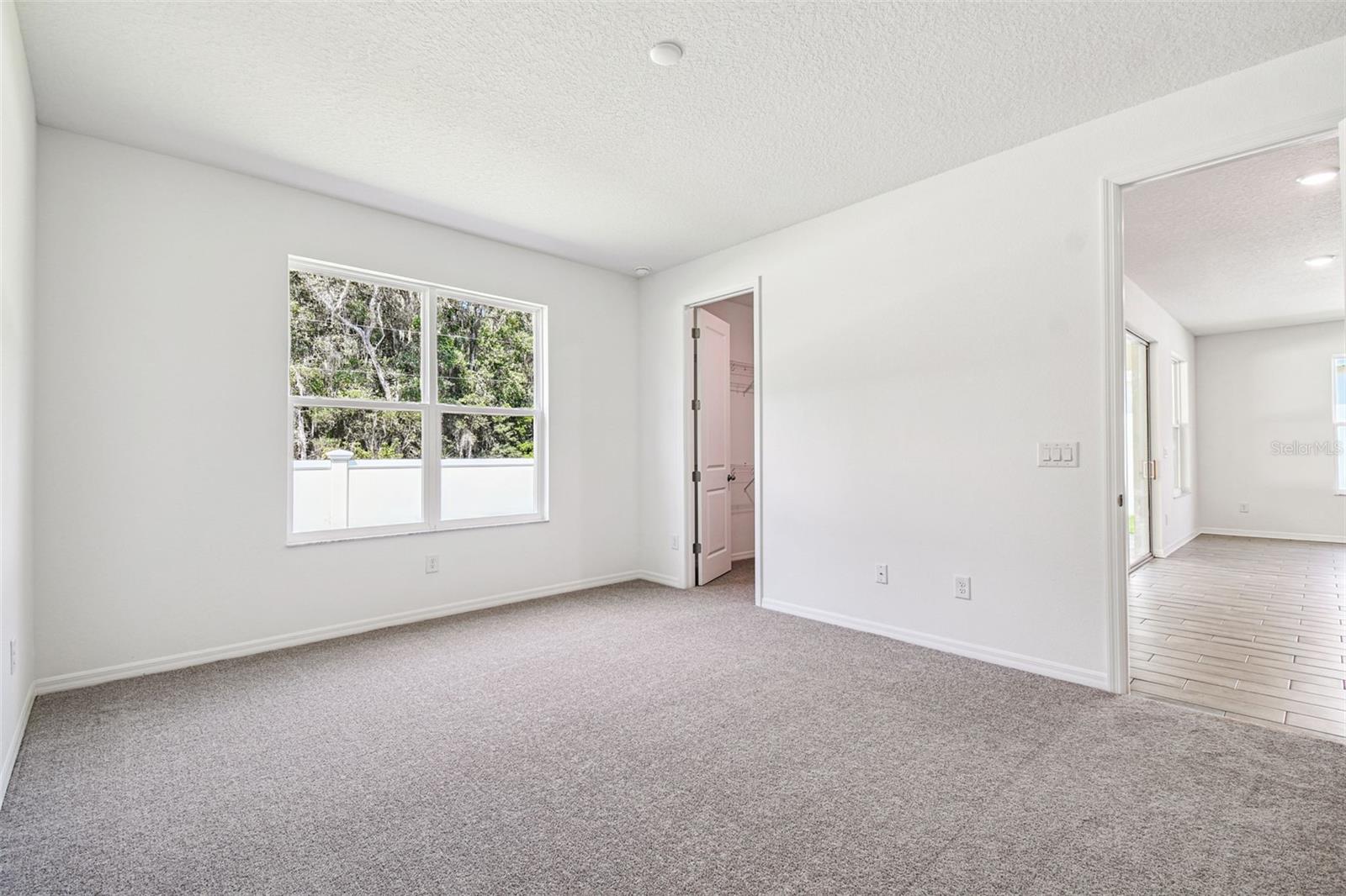 Image 45 of 71 For 19669 Fort King Run