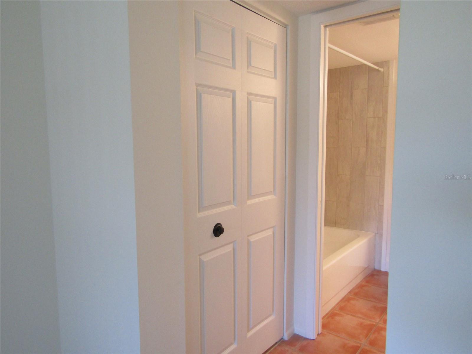 Image 14 of 20 For 5715 Gardens Drive 102