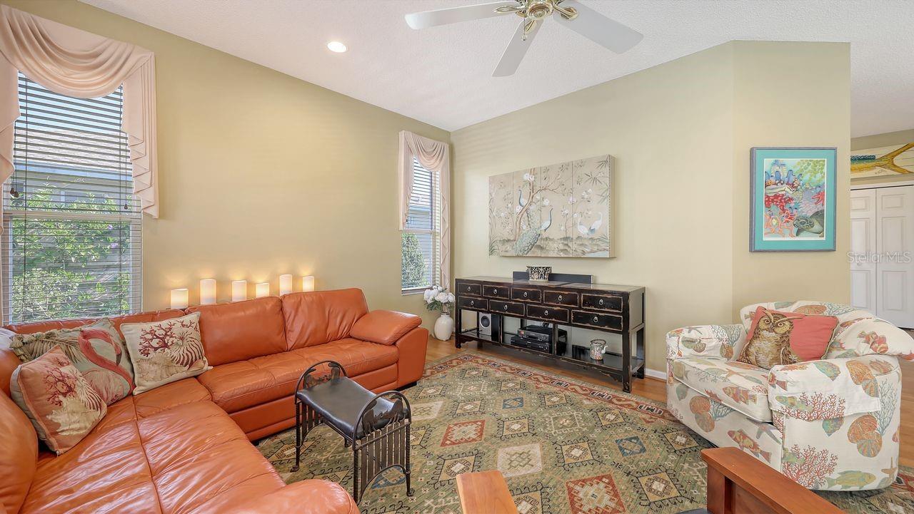 Image 18 of 68 For 5022 46th Street W
