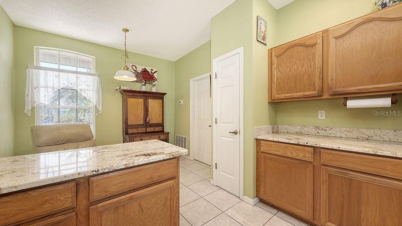 Image 30 of 68 For 5022 46th Street W