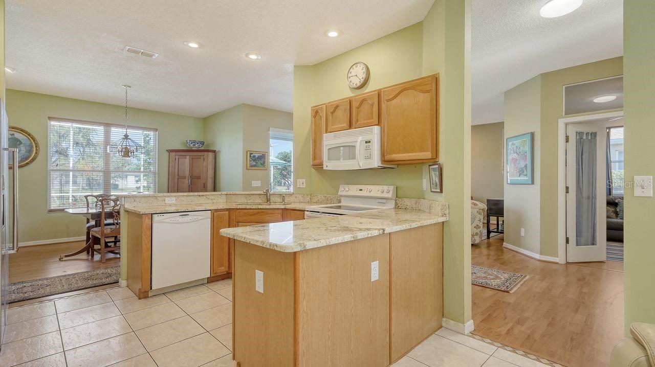 Image 32 of 68 For 5022 46th Street W