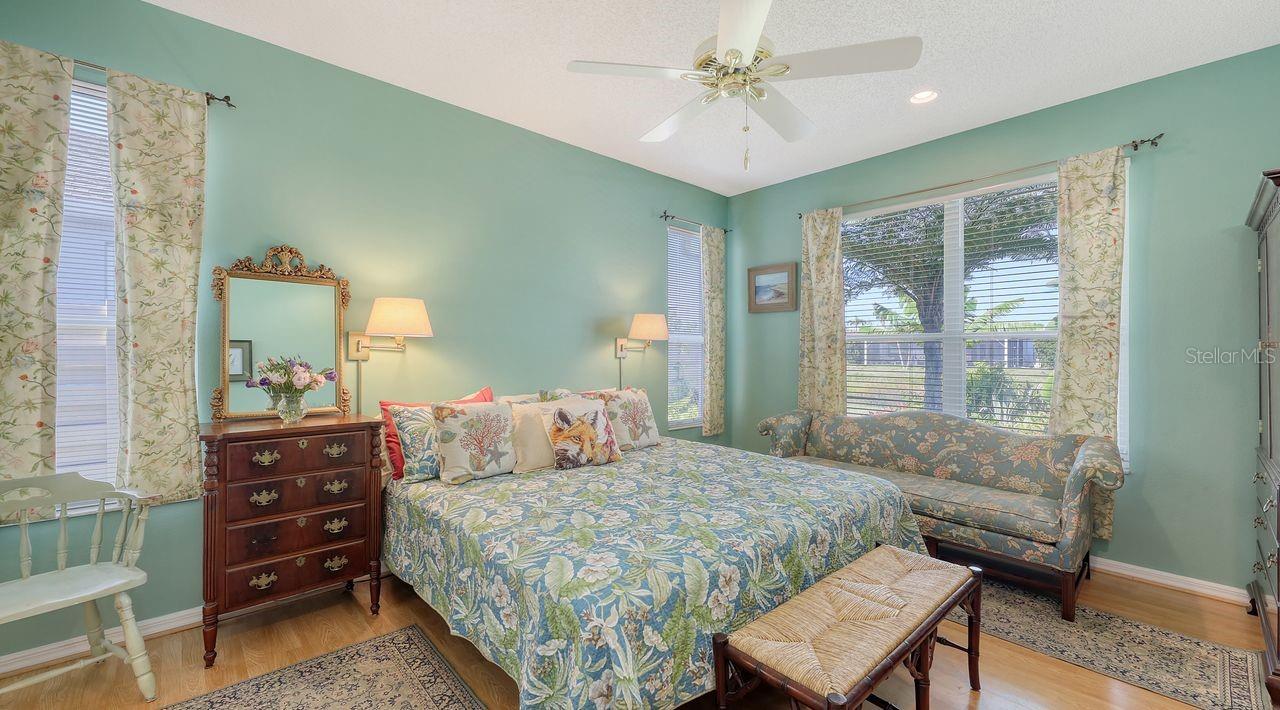 Image 34 of 68 For 5022 46th Street W