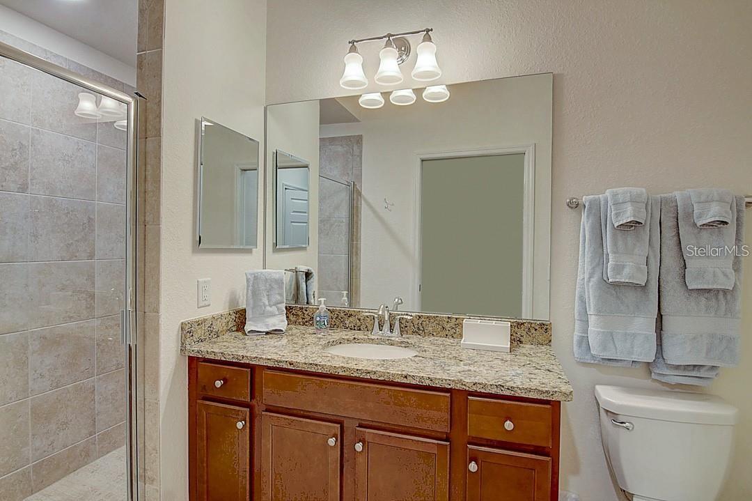 Image 18 of 23 For 16804 Vardon Terrace 402