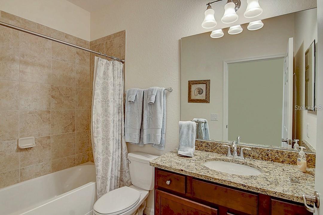 Image 20 of 23 For 16804 Vardon Terrace 402