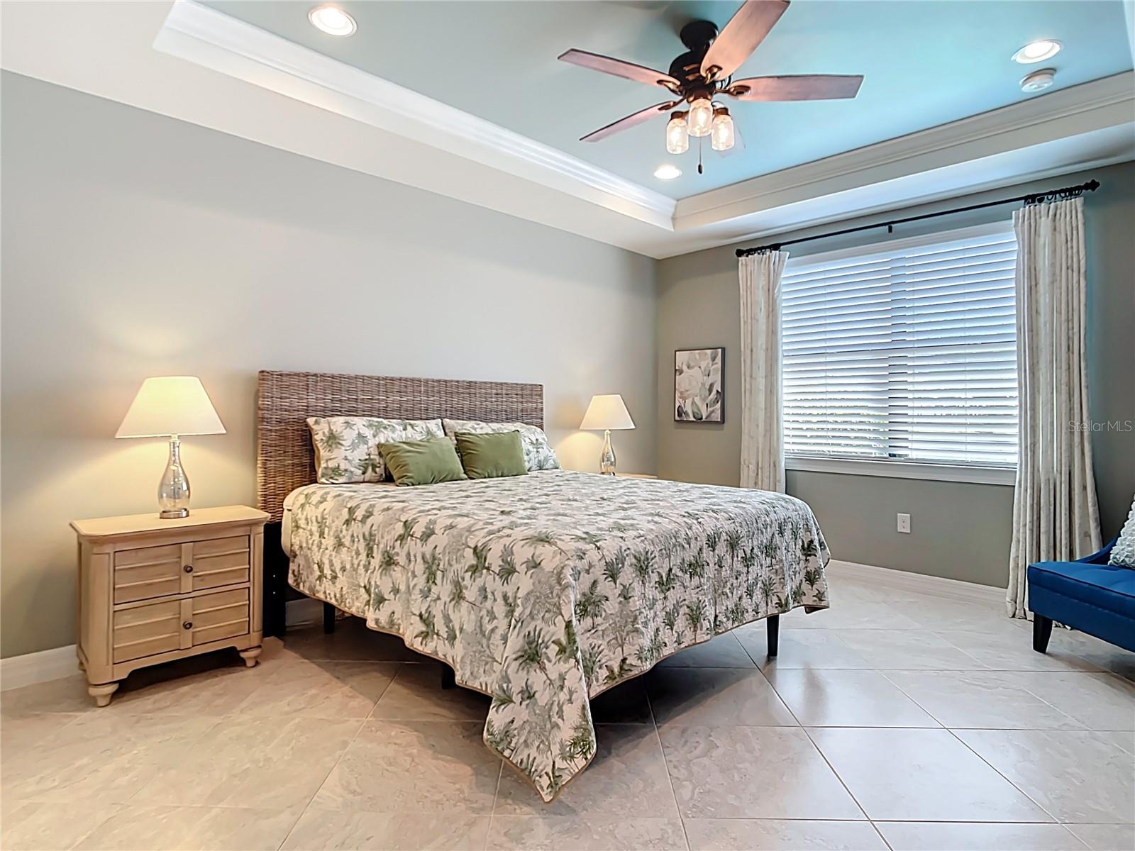 Image 20 of 99 For 13724 Quinta Street