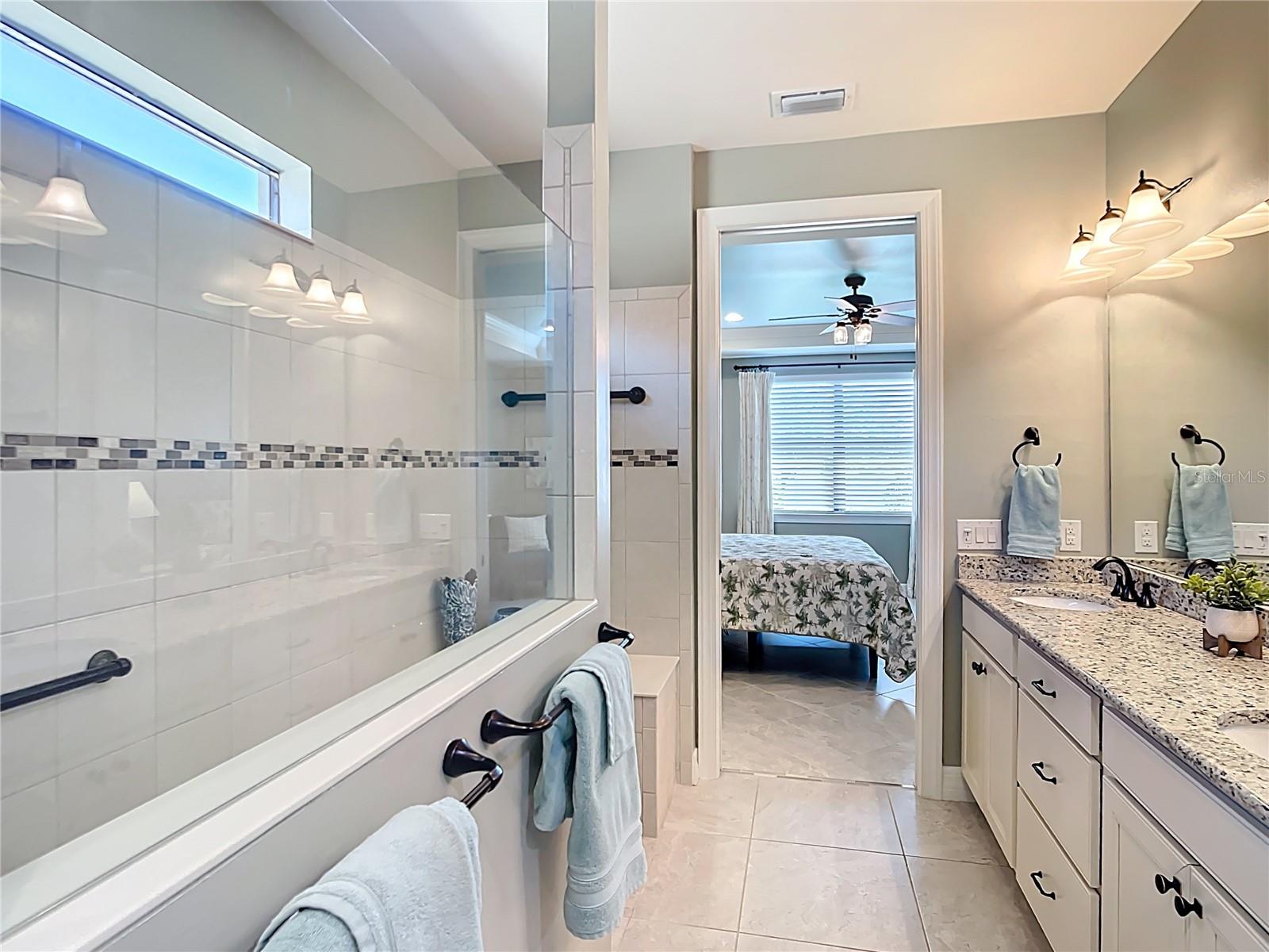 Image 24 of 99 For 13724 Quinta Street