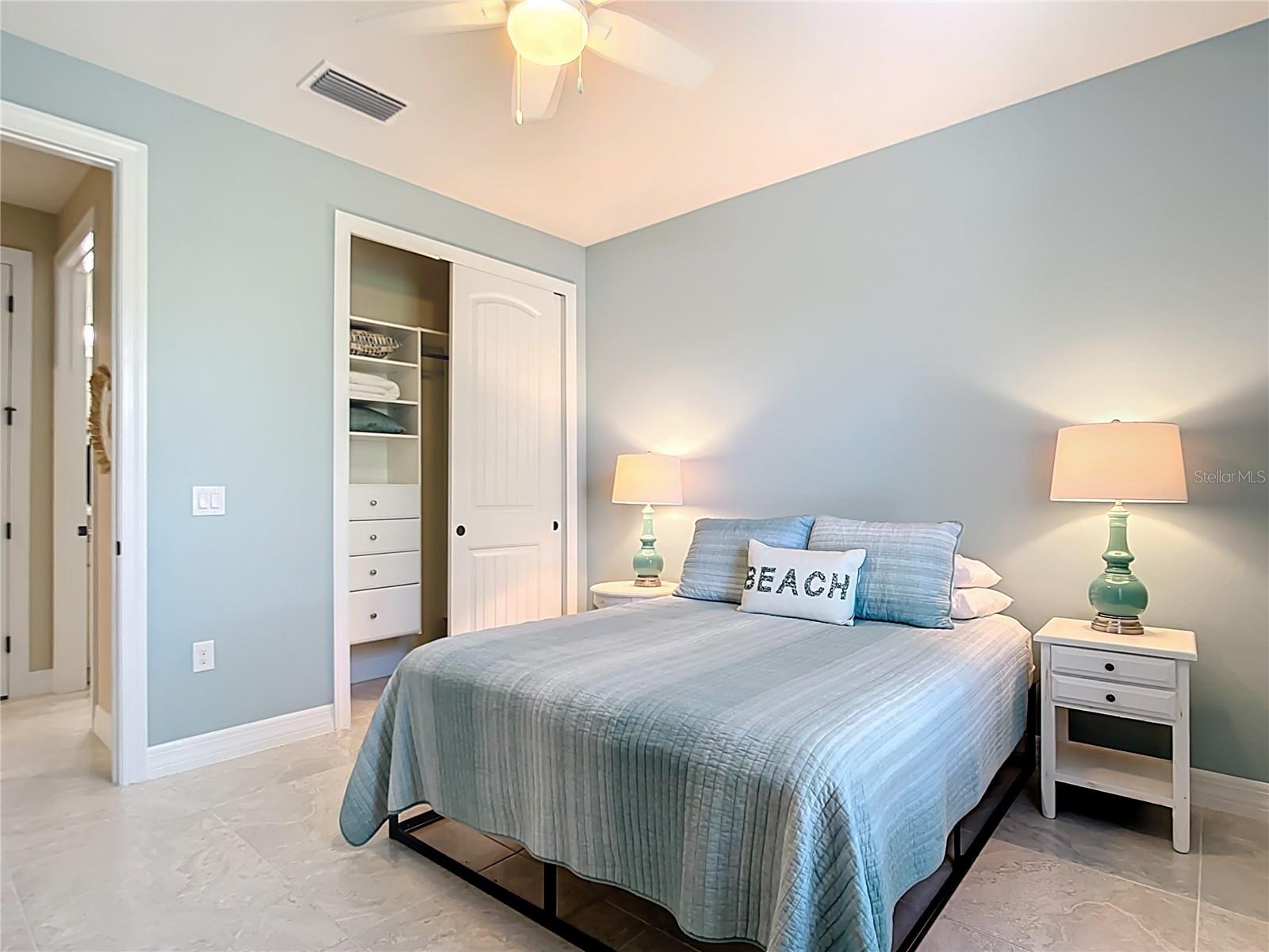 Image 29 of 99 For 13724 Quinta Street