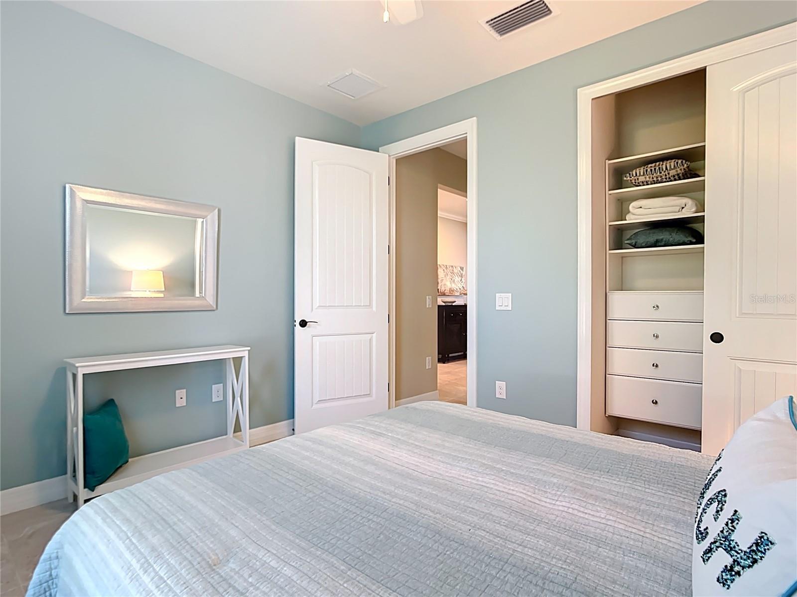 Image 30 of 99 For 13724 Quinta Street